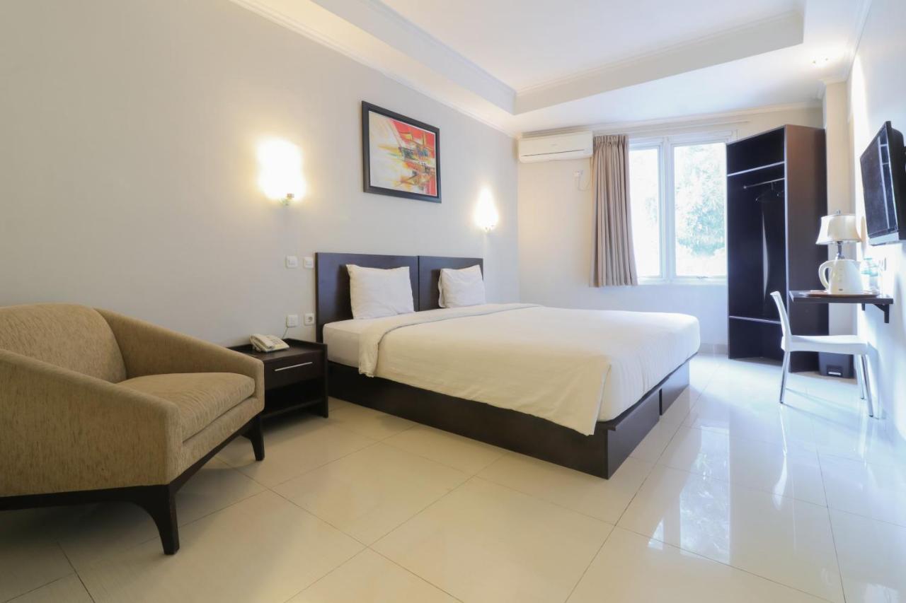 Urbanview Hotel Grand Malabar Bandung Exterior foto